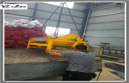 湿式磁选机,磁选机厂家湿式永磁磁选机效益高_钒钛铁矿磁选机厂家湿式永磁磁选机效益高型号参数及磁场强度 湿式磁选机,磁选机厂家湿式永磁磁选机效益高_钒钛铁矿磁选机厂家湿式永磁磁选机效益高型号参数及磁场强度