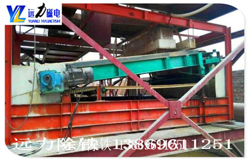 钾长石,石英砂,锆英砂平板磁选机,超强磁辊磁选机 钾长石,石英砂,锆英砂平板磁选机,超强磁辊磁选机